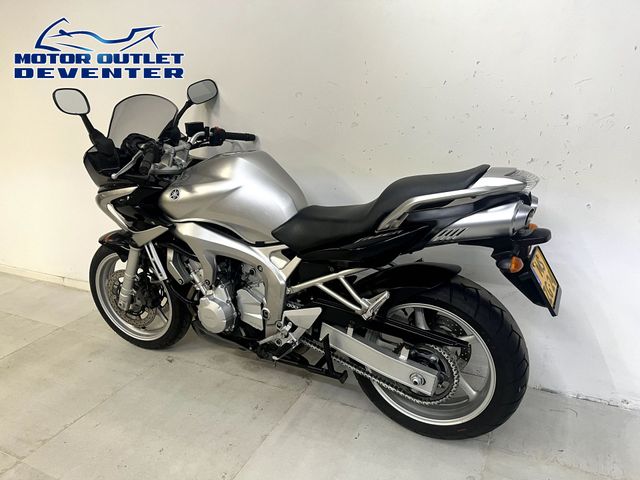 yamaha - fzs-600-fazer