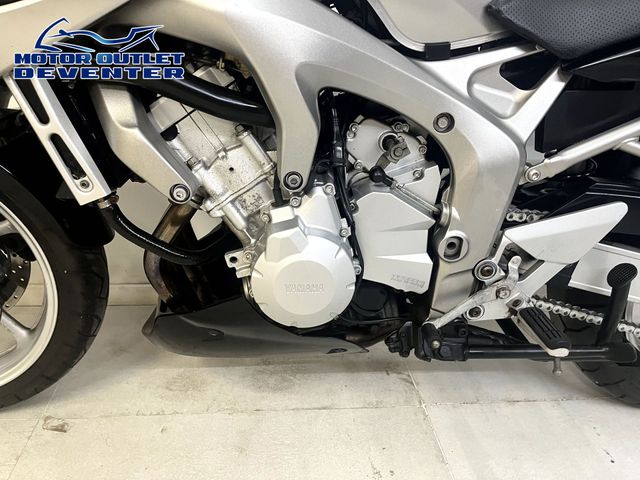 yamaha - fzs-600-fazer