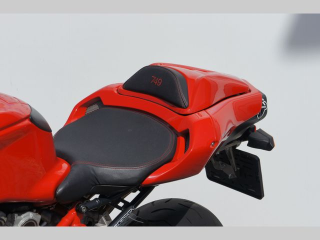 ducati - 749-s