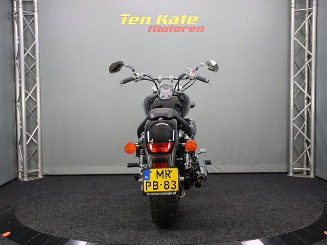 honda - vt-750-dc-shadow-spirit