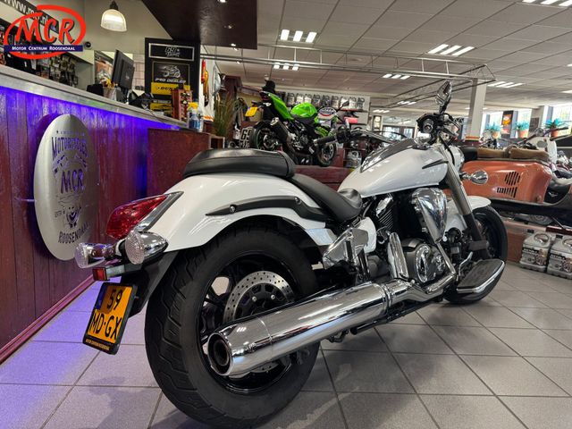 yamaha - xvs-950-a-midnight-star