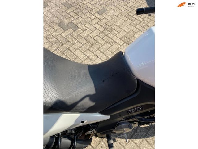 suzuki - v-strom-650-abs