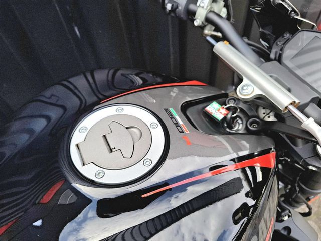 ducati - monster-1200-r