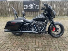 HARLEY-DAVIDSON STREET GLIDE SPECIAL FLHXS