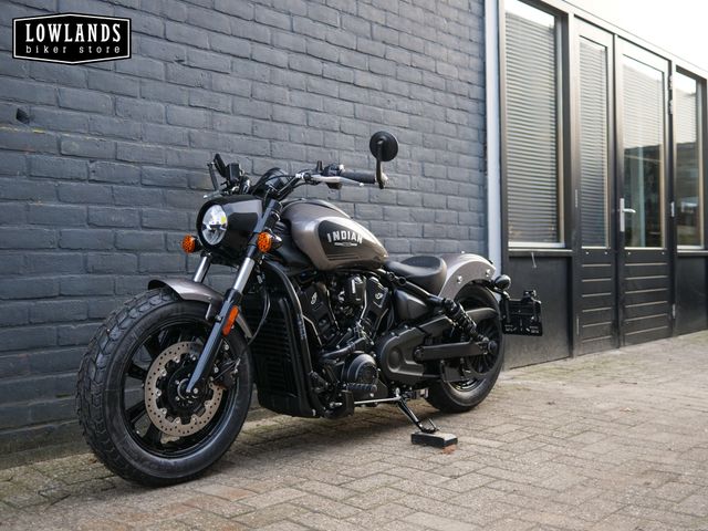 indian - scout-bobber-limited-tech