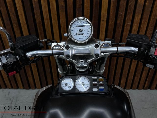 yamaha - vmx-1200-v-max