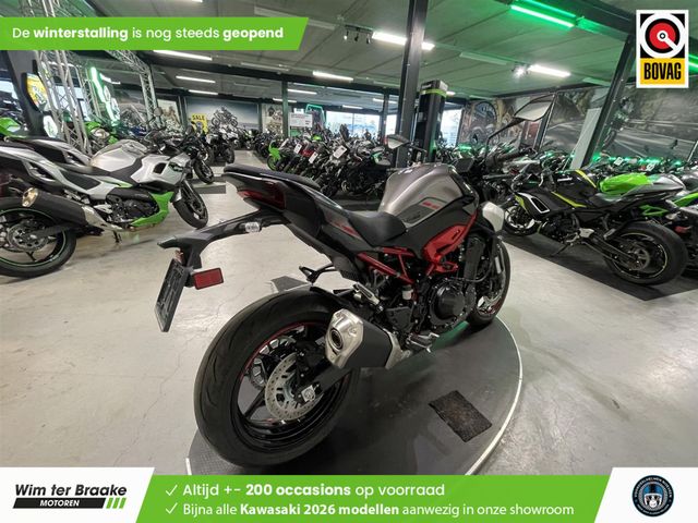 kawasaki - z900