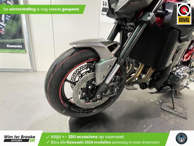 kawasaki - z900