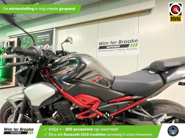 kawasaki - z900