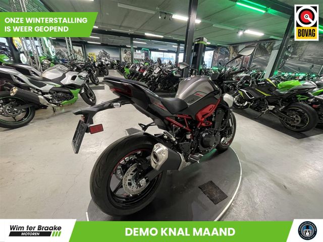 kawasaki - z900
