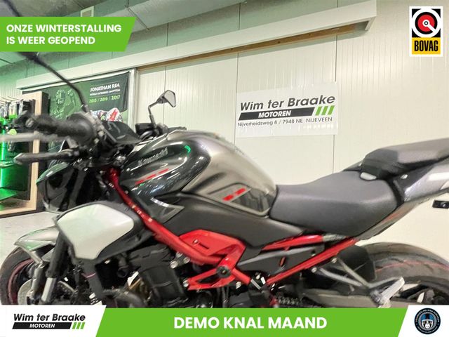 kawasaki - z900