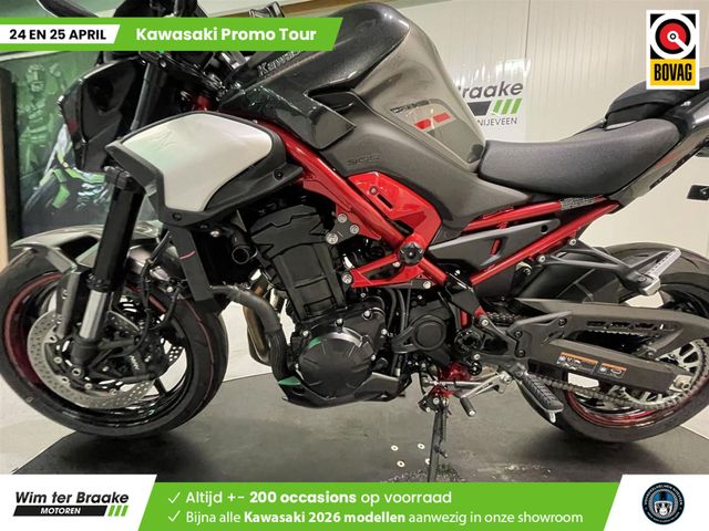 kawasaki - z900