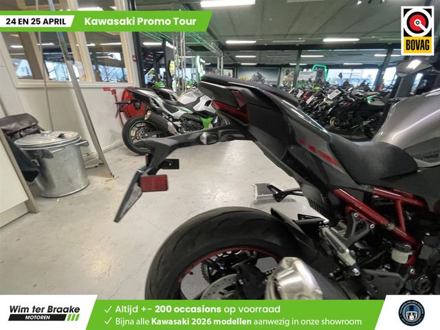 kawasaki - z900