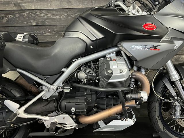 moto-guzzi - stelvio-1200-8v