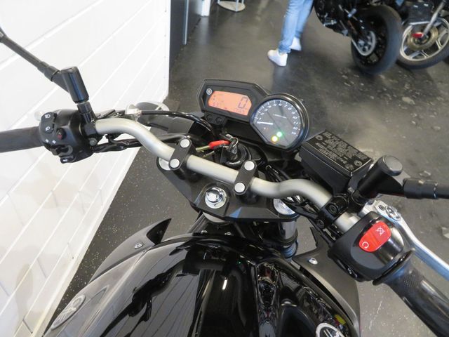 yamaha - xj-6-n---diversion