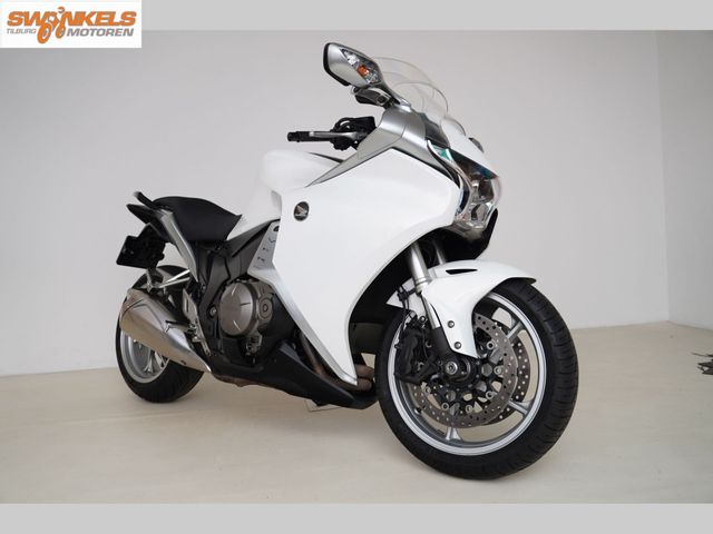 honda - vfr-1200-f