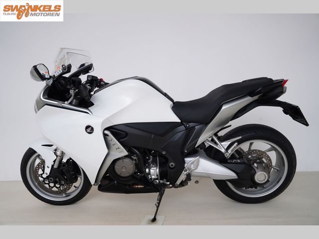 honda - vfr-1200-f