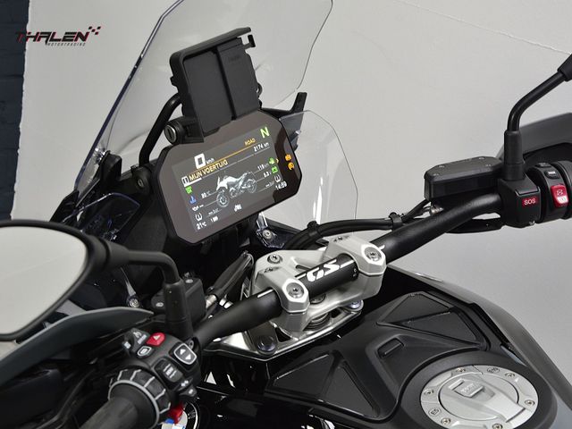 bmw - r-1300-gs-triple-black