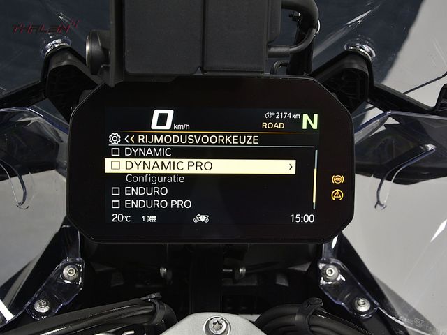 bmw - r-1300-gs-triple-black