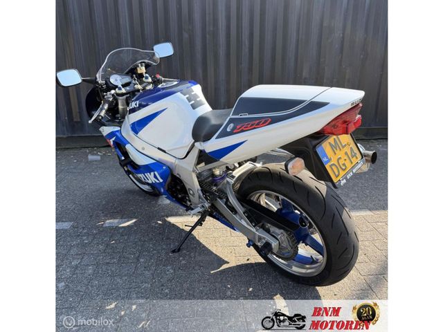 suzuki - gsx-r-750