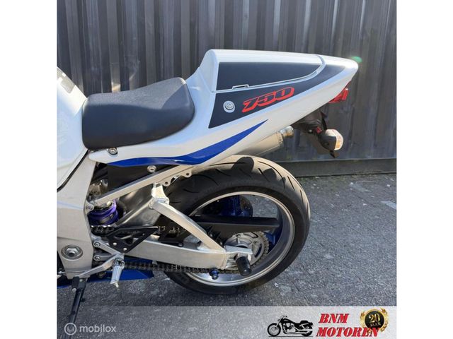 suzuki - gsx-r-750
