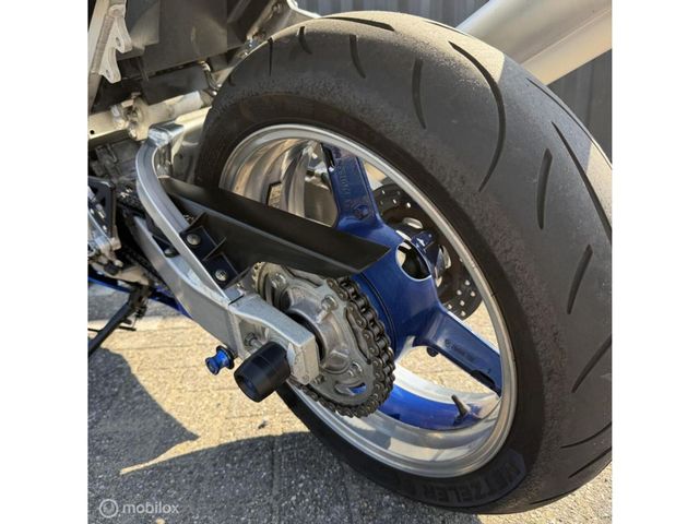 suzuki - gsx-r-750