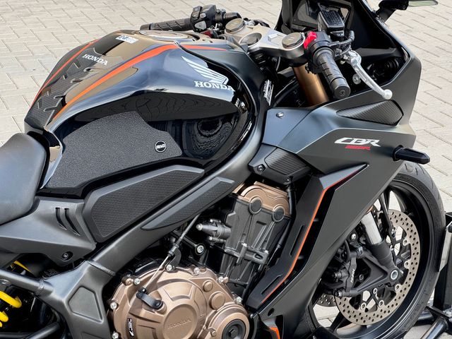 honda - cbr-650-r