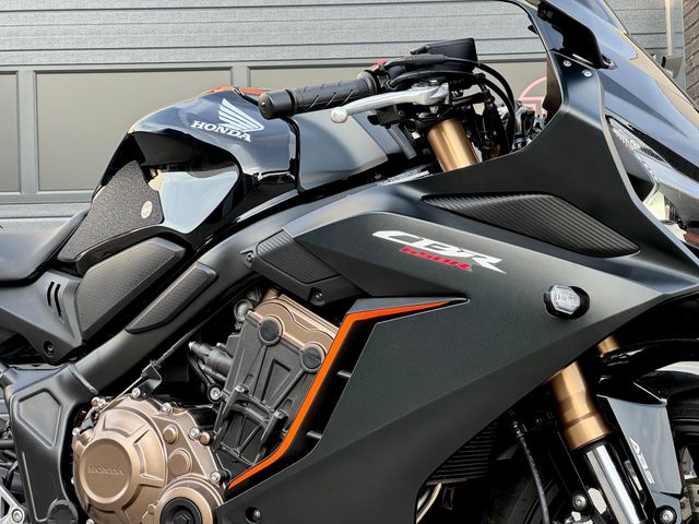 honda - cbr-650-r