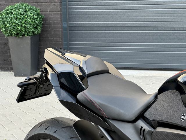 honda - cbr-650-r