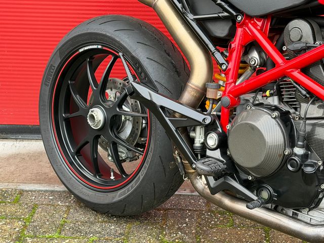ducati - hypermotard-1100-s