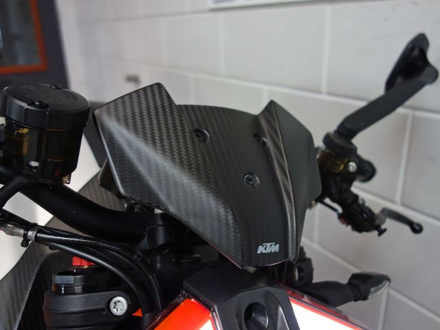 ktm - 1290-super-duke-r