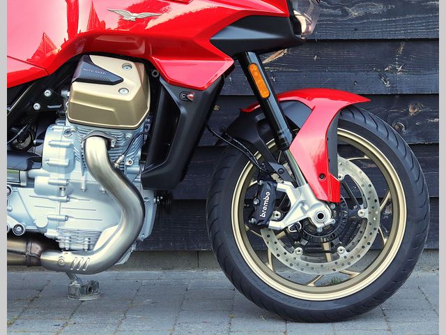 moto-guzzi - v-100-mandello
