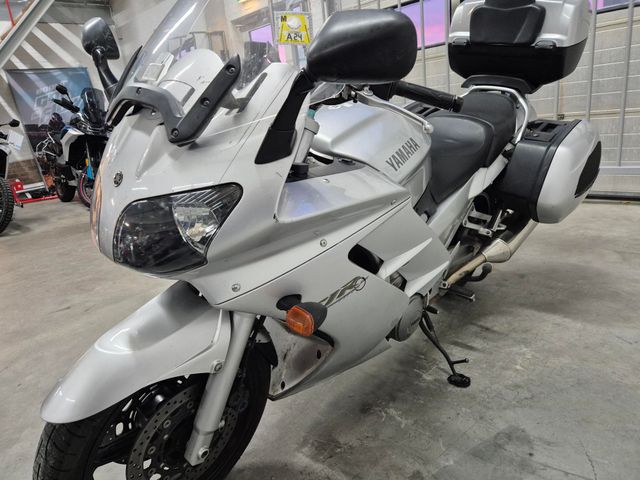 yamaha - fjr-1300