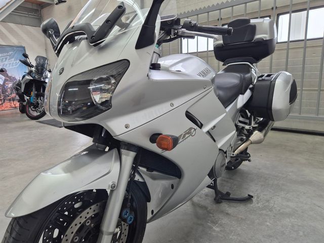 yamaha - fjr-1300