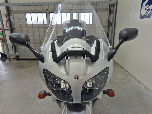 yamaha - fjr-1300