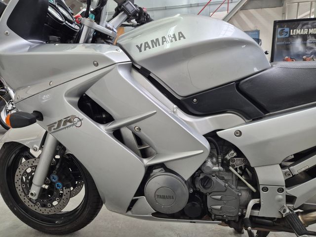 yamaha - fjr-1300