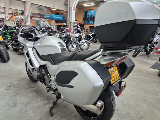 yamaha - fjr-1300