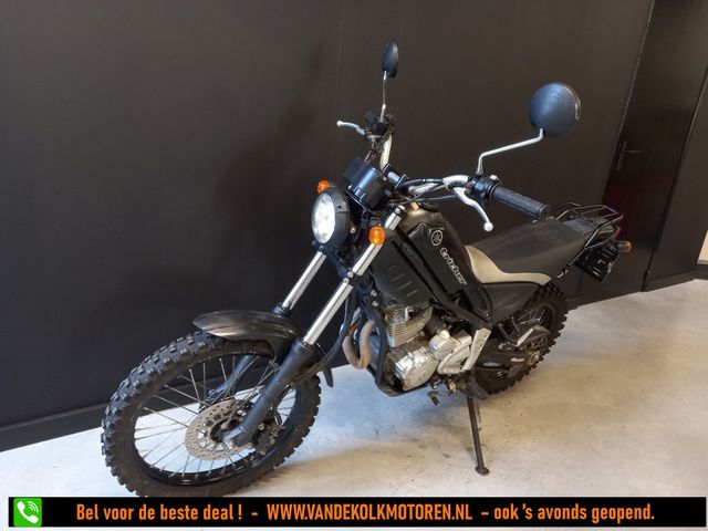 yamaha - xg-250-tricker