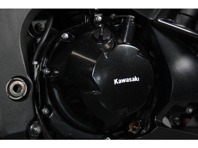 kawasaki - z-1000-sx-abs