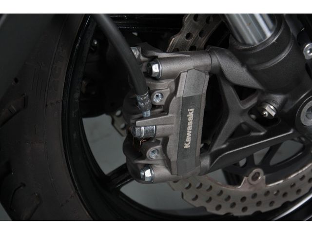 kawasaki - z-1000-sx-abs