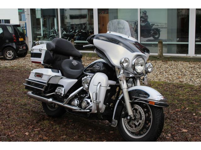 harley-davidson - electra-glide-ultra-classic-flhtcu