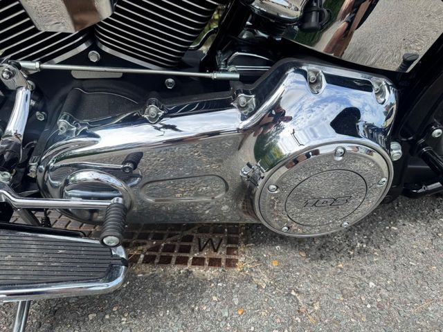 harley-davidson - softail-deluxe