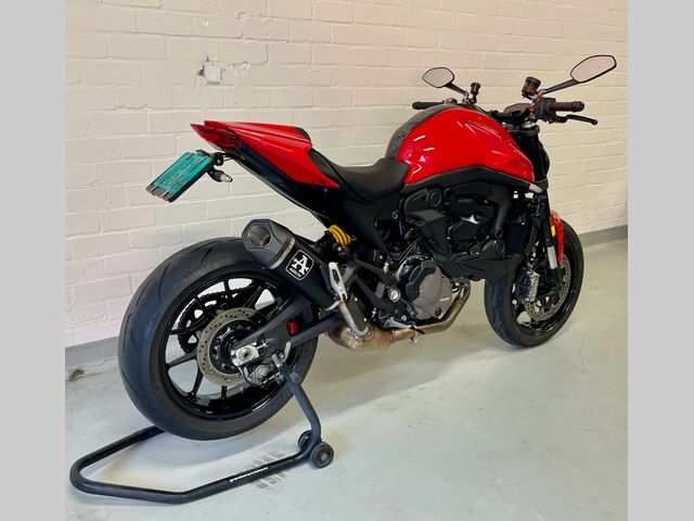 ducati - monster--
