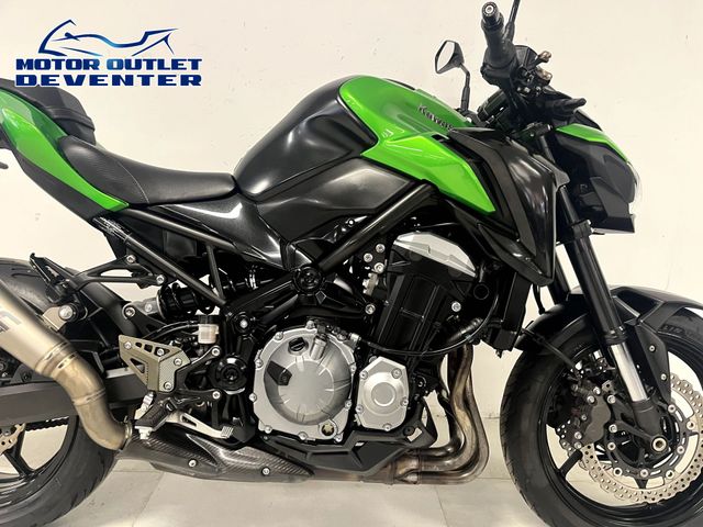 kawasaki - z900