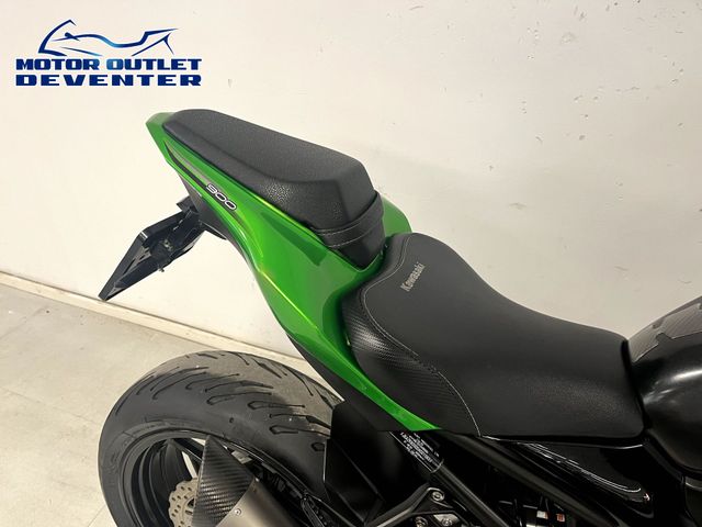 kawasaki - z900