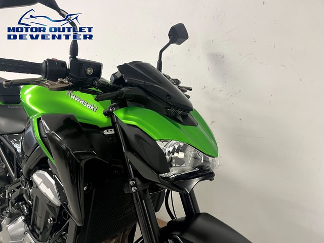 kawasaki - z900