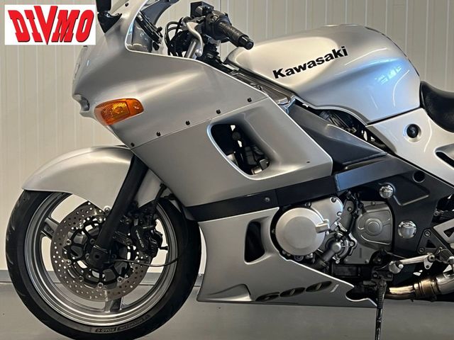 kawasaki - zzr-600