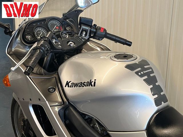 kawasaki - zzr-600