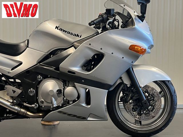 kawasaki - zzr-600