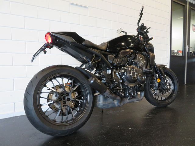 honda - cb-1000-r-black-edition